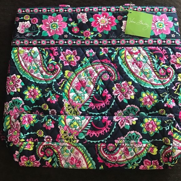 Vera Bradley Handbags - Vera Bradley Tote