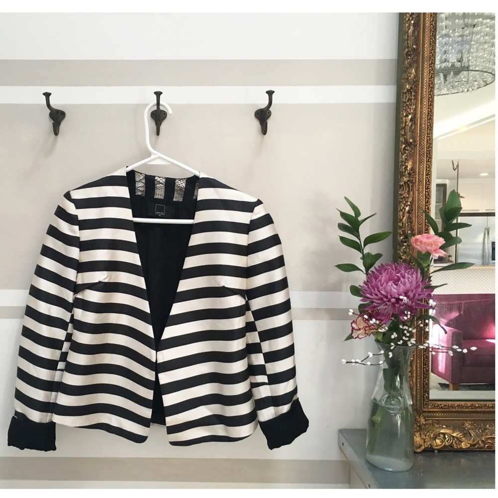 NWOT DOLCE VITA Striped Blazer