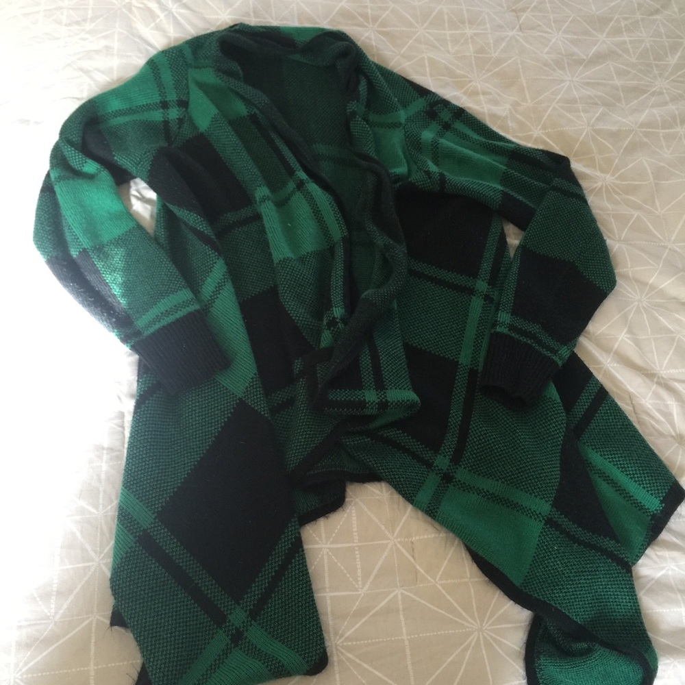 Buffalo check sweater