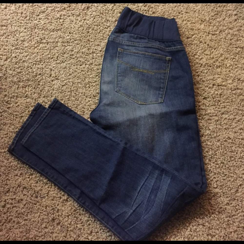 Maternity skinny jeans