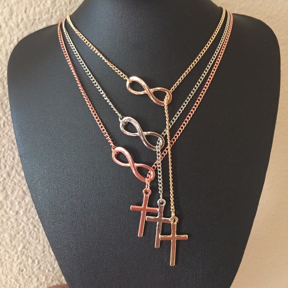 matilda layered necklace set