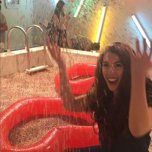 Meet your Posher, Elisa