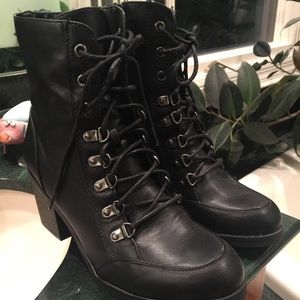 G by guess black ankle boots