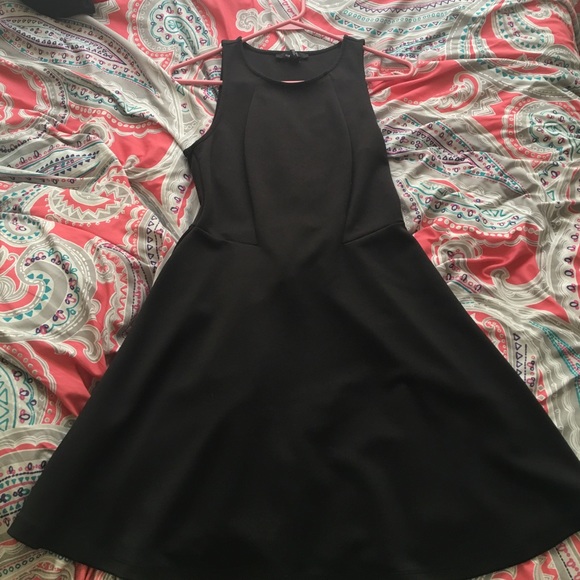 Forever 21 Dresses & Skirts - Black skater dress