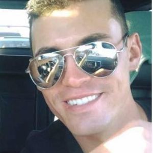 Meet your Posher, Bobby