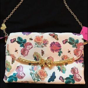 Betsy Johnson Spring purse, new with tags.