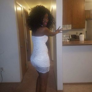 Meet your Posher, Bertina