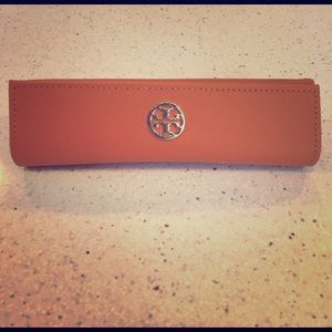 Tory burch glasses case