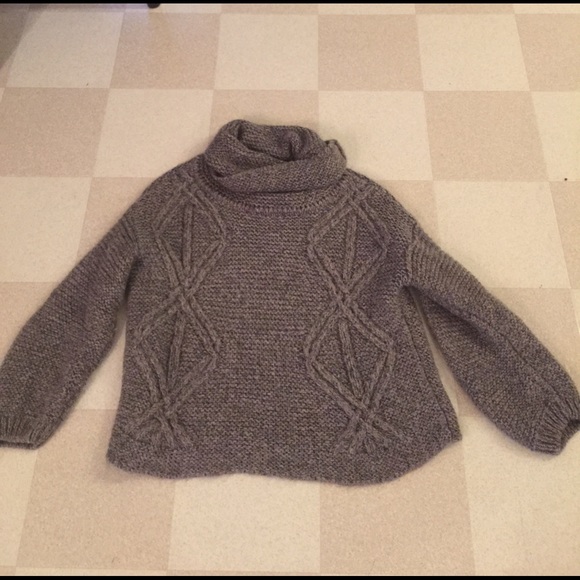 Zara sweater as seen on Jessie James Decker M - Picture 2 of 4