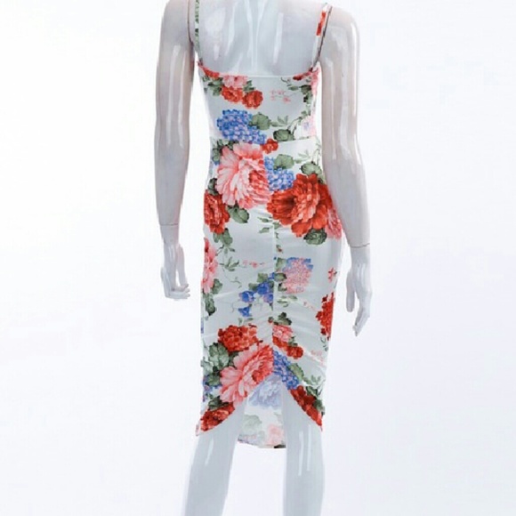 1 Left! Size Large -  Bodycon Floral Print Dress - Picture 4 of 6