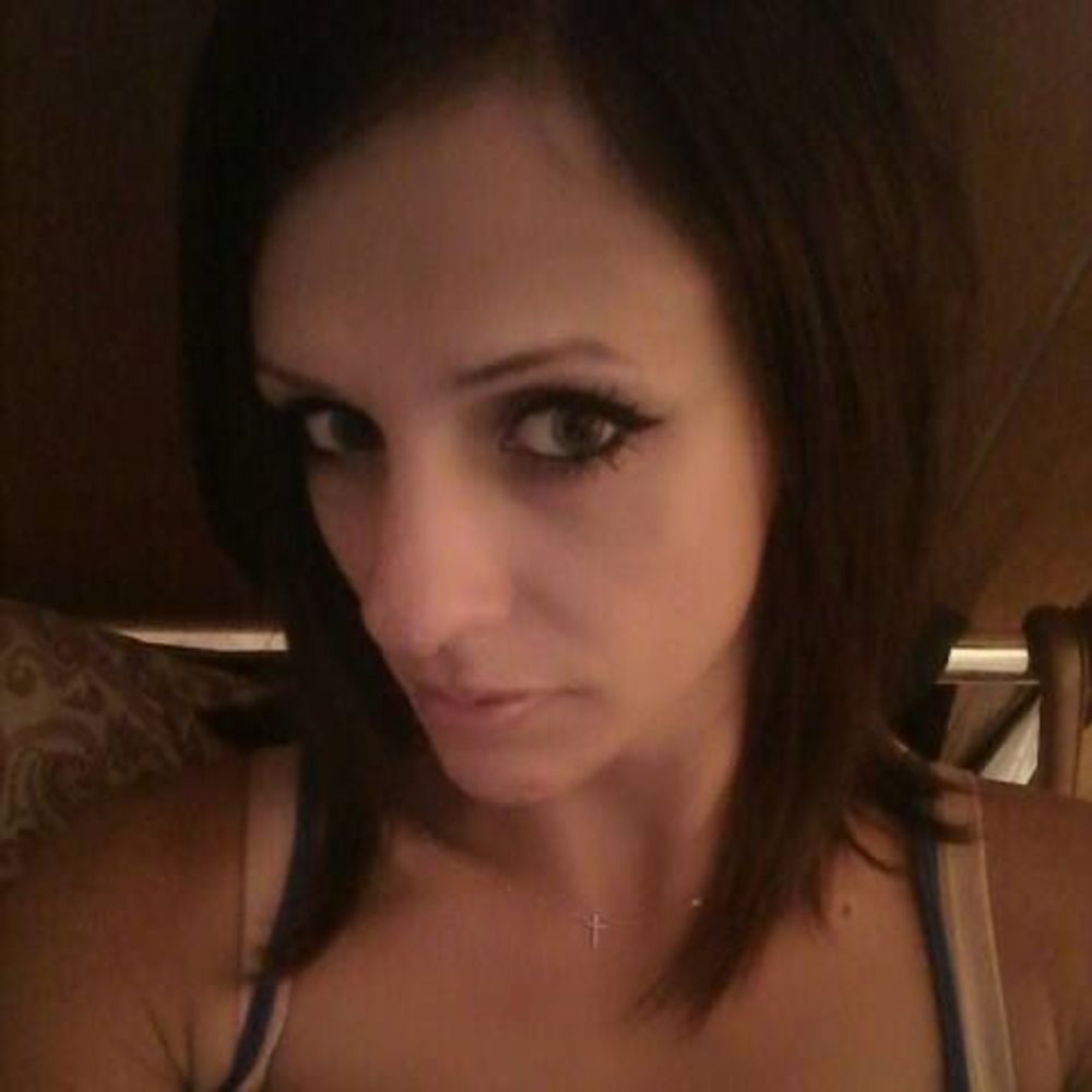 Meet your Posher, Angie