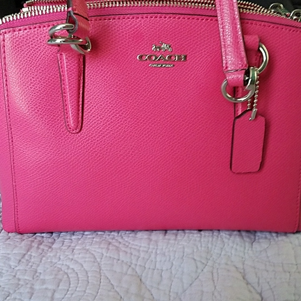 DROPPED PRICE $$$ ??????Pink Coach Bag
