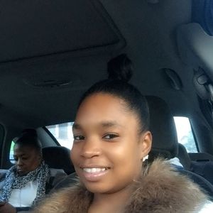 Meet your Posher, Myra