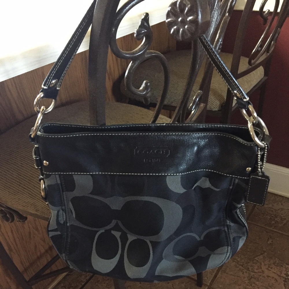 Coach shoulder bag