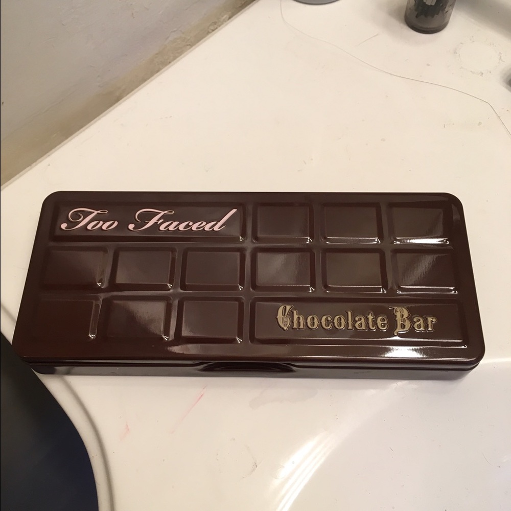 Too Faced Chocolate Bar pallet
