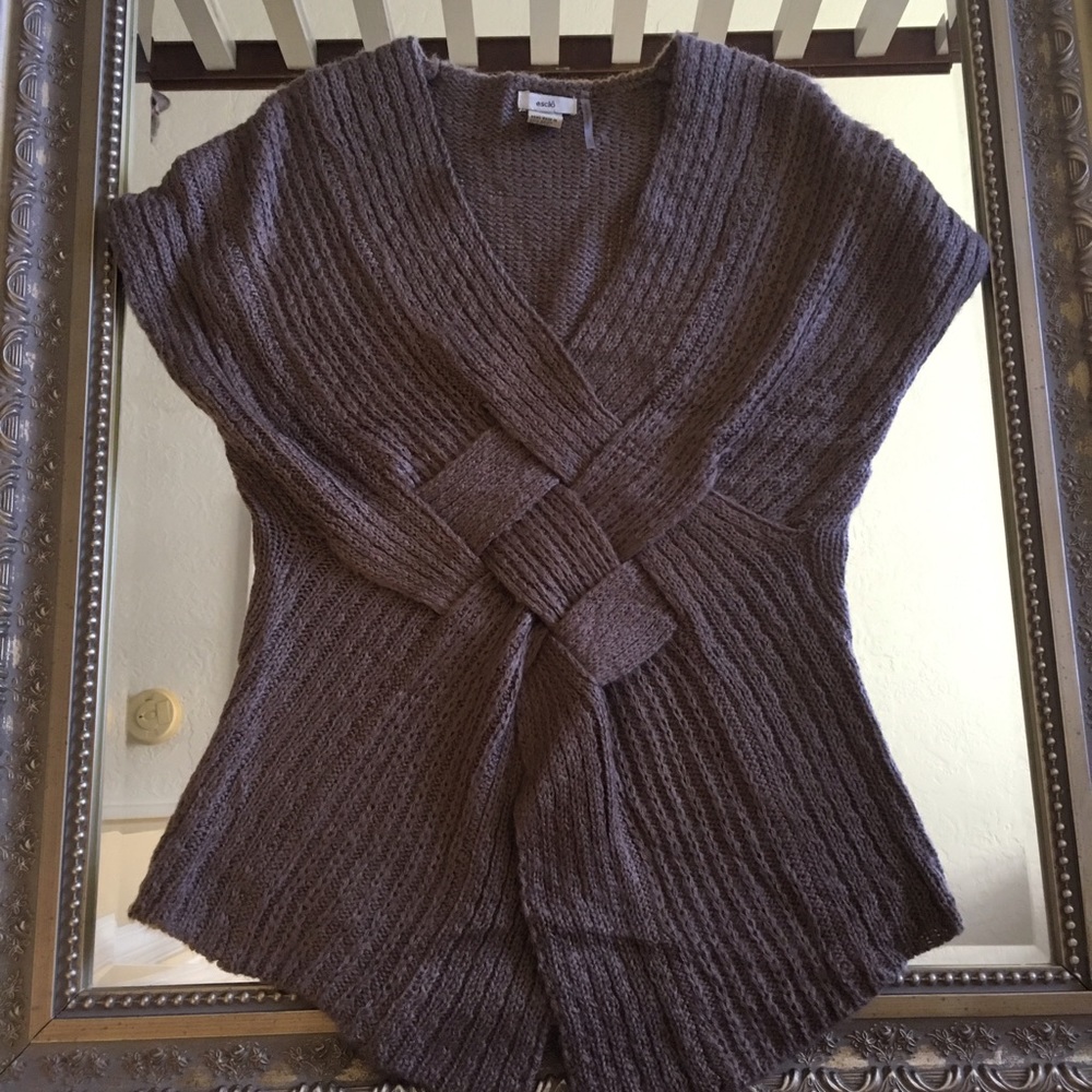 NWOT Mocha Cap Sleeve Knit Sweater