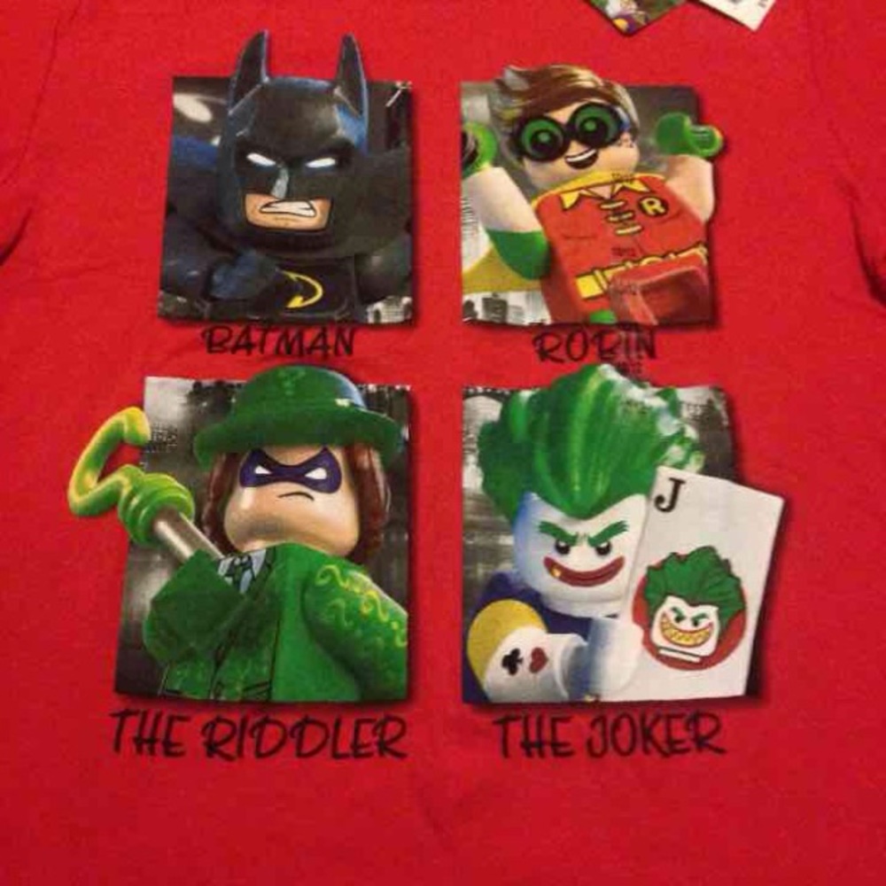 Batman T Shirt BNWT Joker size Medium Large Kids