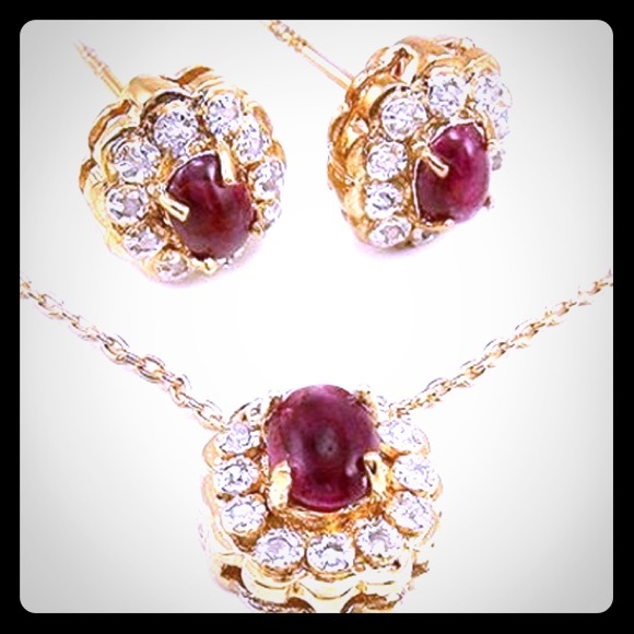 3.84 CT Ruby & Diamond Designer
