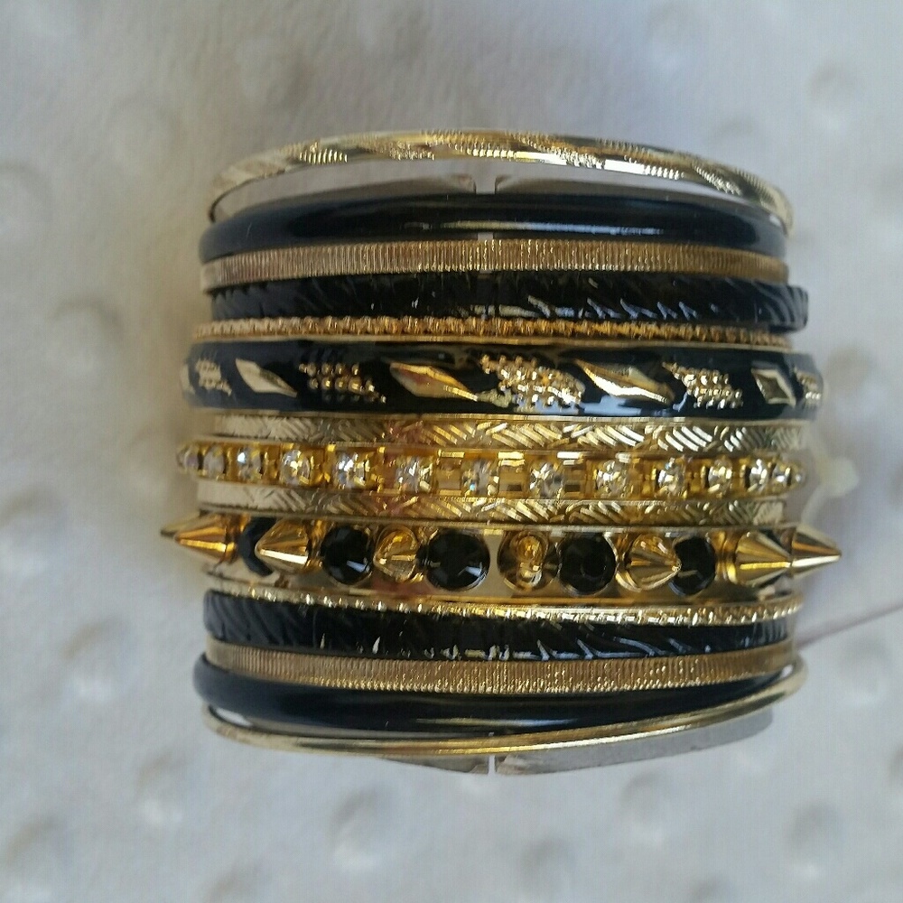 Bracelets - Picture 3 of 3