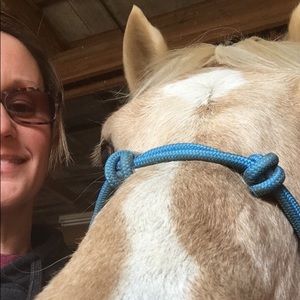 Meet your Posher, Lorrie