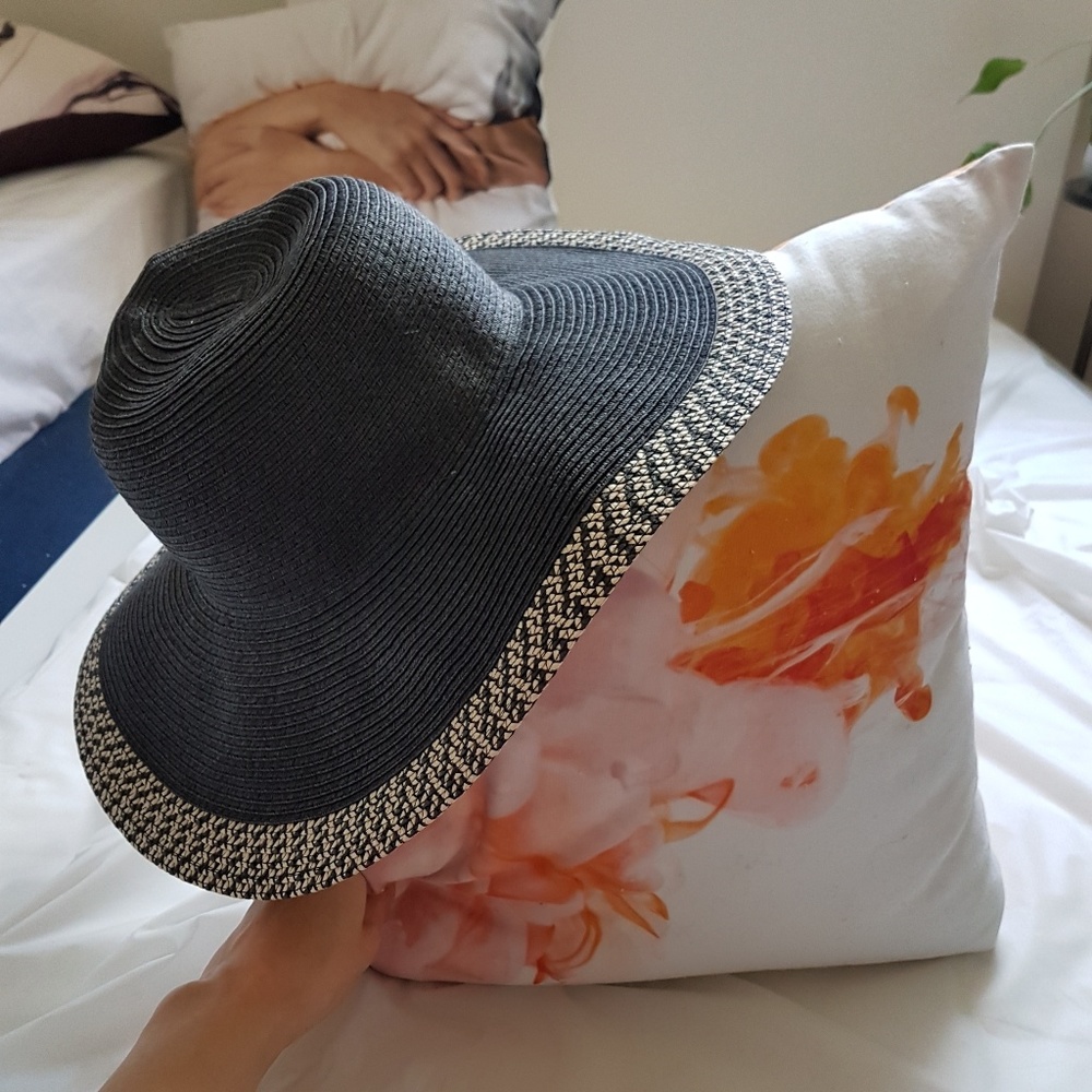 (Banana Republic) Wide Straw Hat