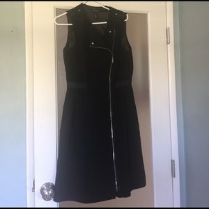 White House Black Market Zipper Dress