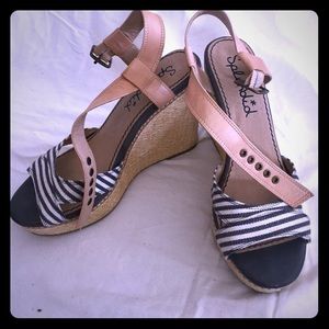 Splendid wedge sandal