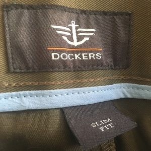 Slim Fit Dockers 33x30 pants