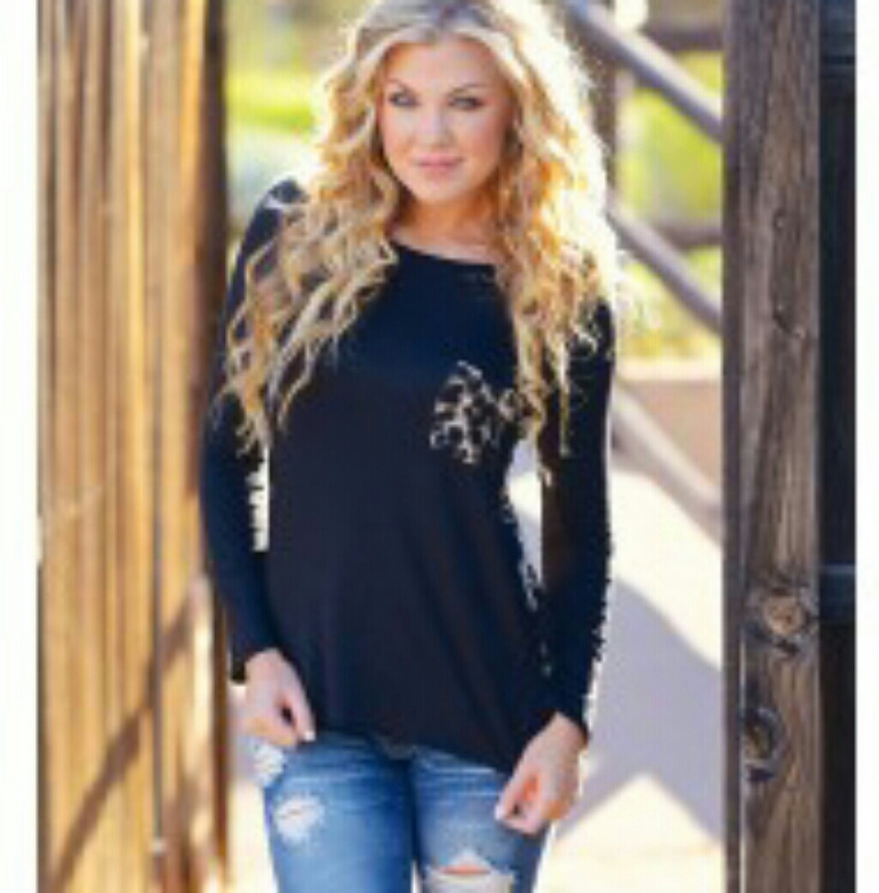 SOLD********************NWT leopard tunic