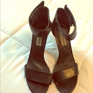 Steve Madden black sandals