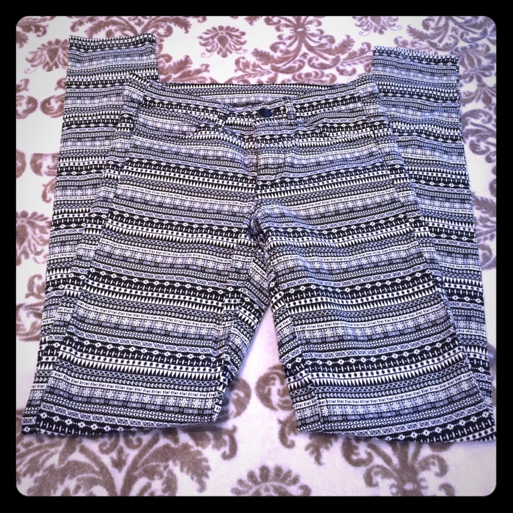 Patterned jeggings