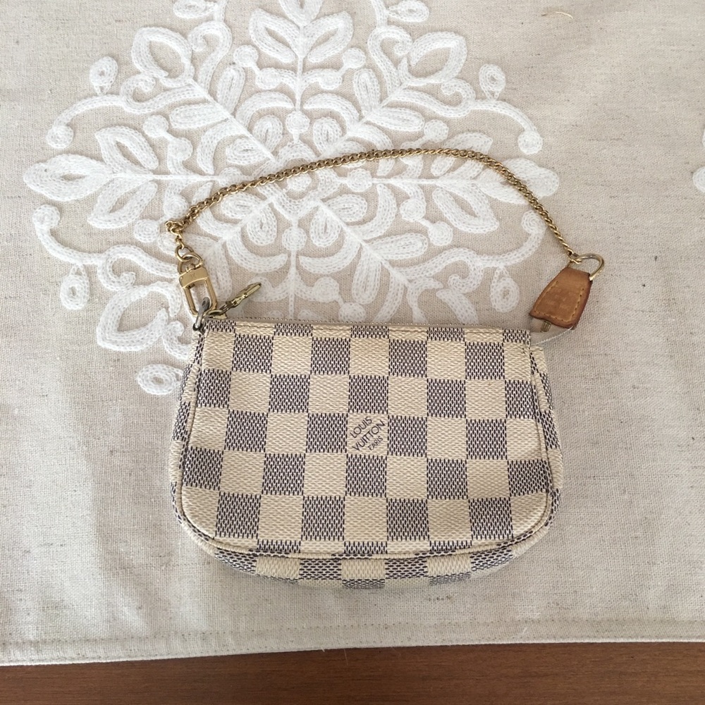 Louis Vuitton small hand bag