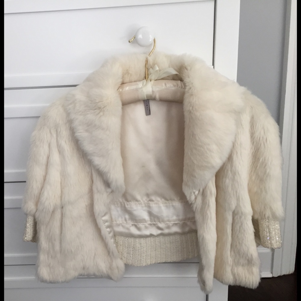 Rabbit fur Iisli bolero in white and sequins