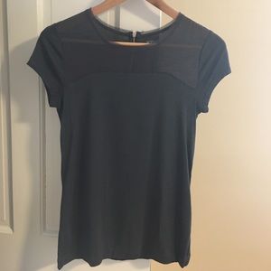Loft back zip gray petite tee