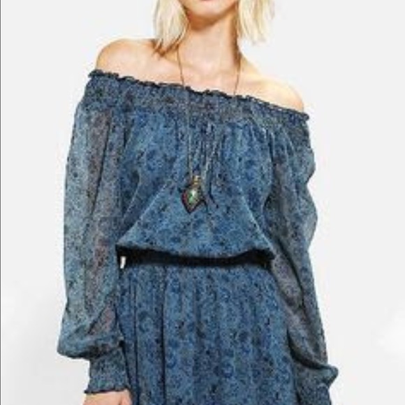 **SOLD**Urban Outfitters [Staring at Stars] Dress - Picture 2 of 3