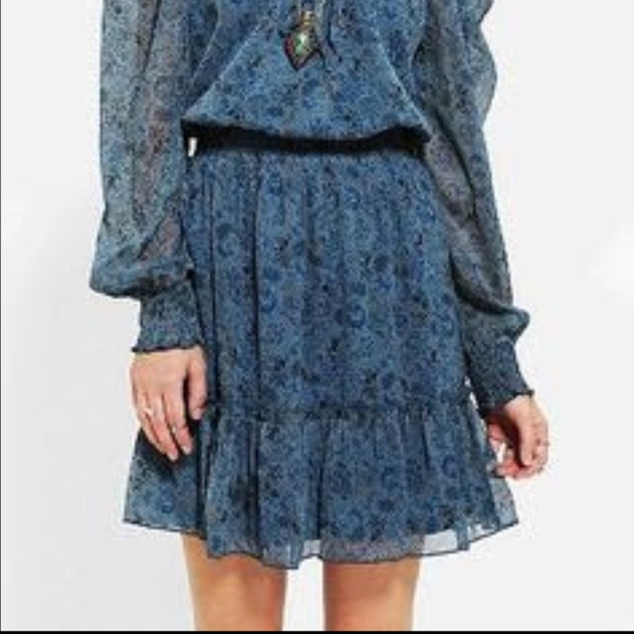 **SOLD**Urban Outfitters [Staring at Stars] Dress - Picture 3 of 3