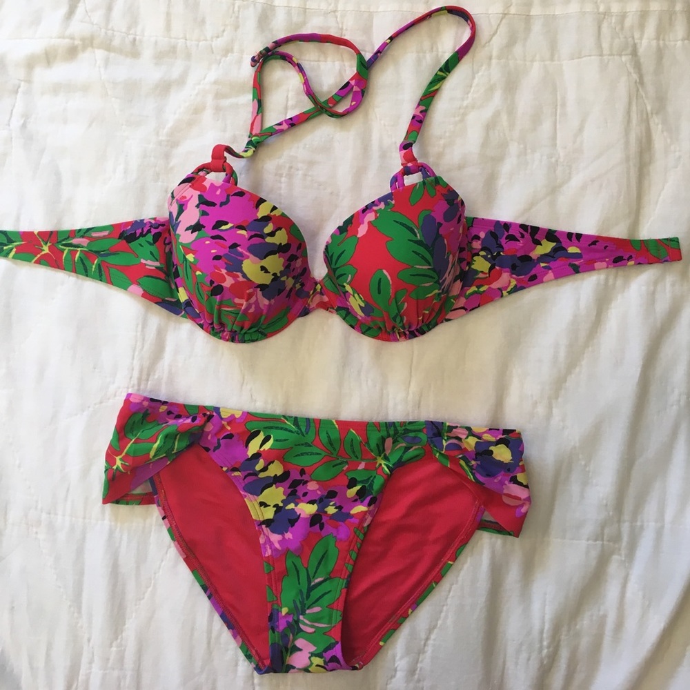 Aerie swim 34D (top and bottom sold as set)