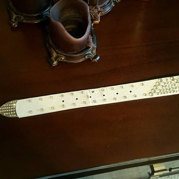 MMS Rhinestone Belt from Buckle - Picture 2 of 8