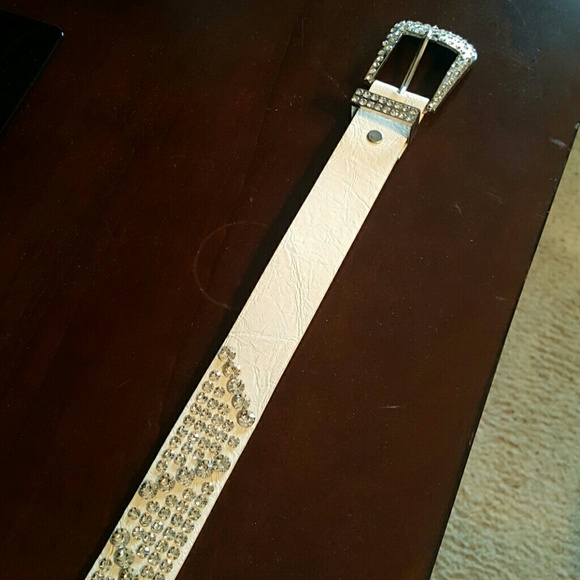 MMS Rhinestone Belt from Buckle - Picture 4 of 8