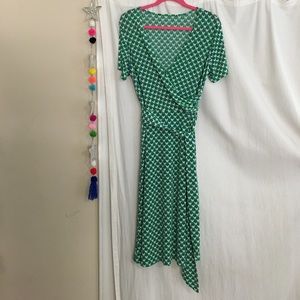 Vintage green patterned dress