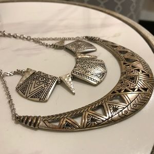 Silver tarnish boutique necklace FREE Earrings