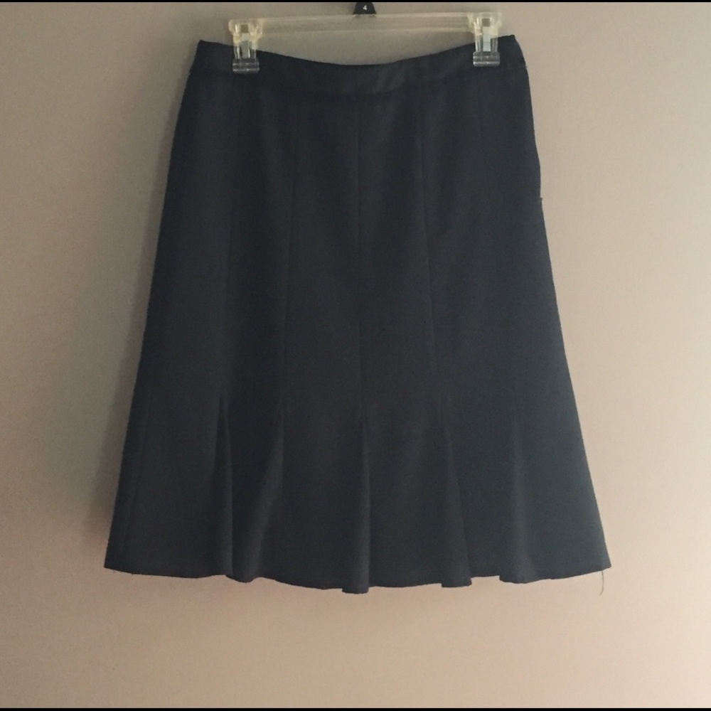 Ann Taylor tulip skirt