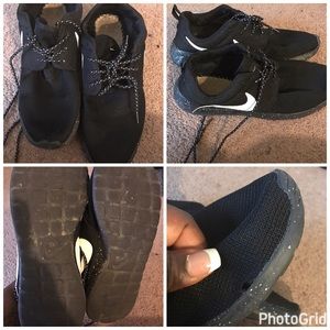 ❌SOLD❌ Used men Nike roshe runs size 11
