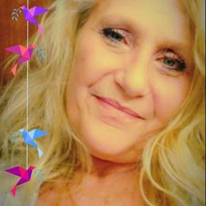 Meet your Posher, Laurie