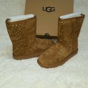 TODAY ONLY SALE GENUINE UGG BOOTS
