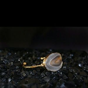 Gold Agate bangle