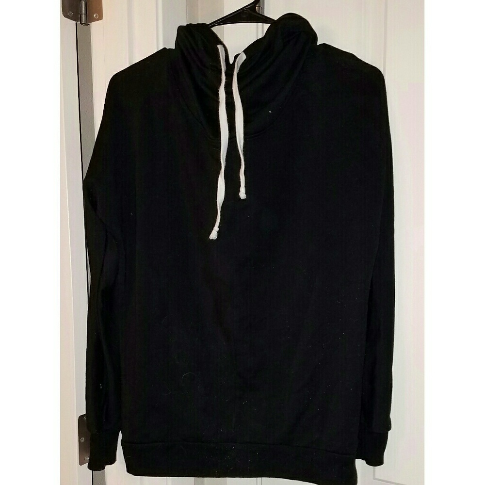 Black Sweatshirt