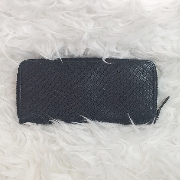 Marc by Marc Jacobs Werdie Snake Embossed Wallet - Picture 2 of 5