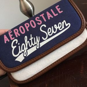 Wristlet wallet