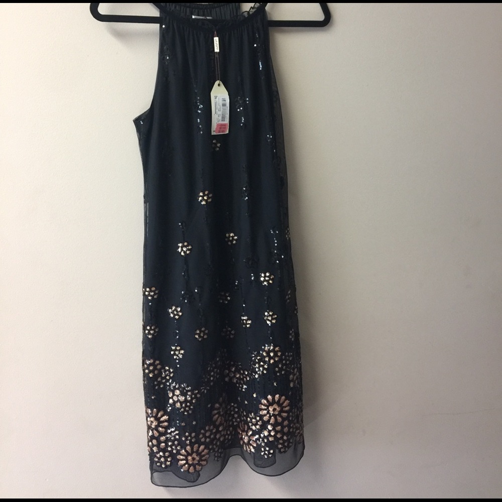 Black embellished cocktail dress Size XS NWT